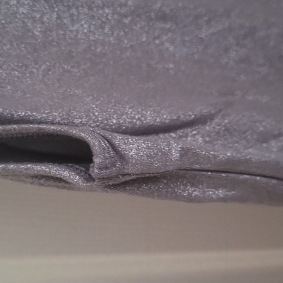 NWOT Banana Republic Reversible Silver Metallic Tank, Size S - Picture 3 of 7